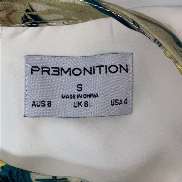 Prémonition white tropical crop top🌴 - Picture 5 of 5